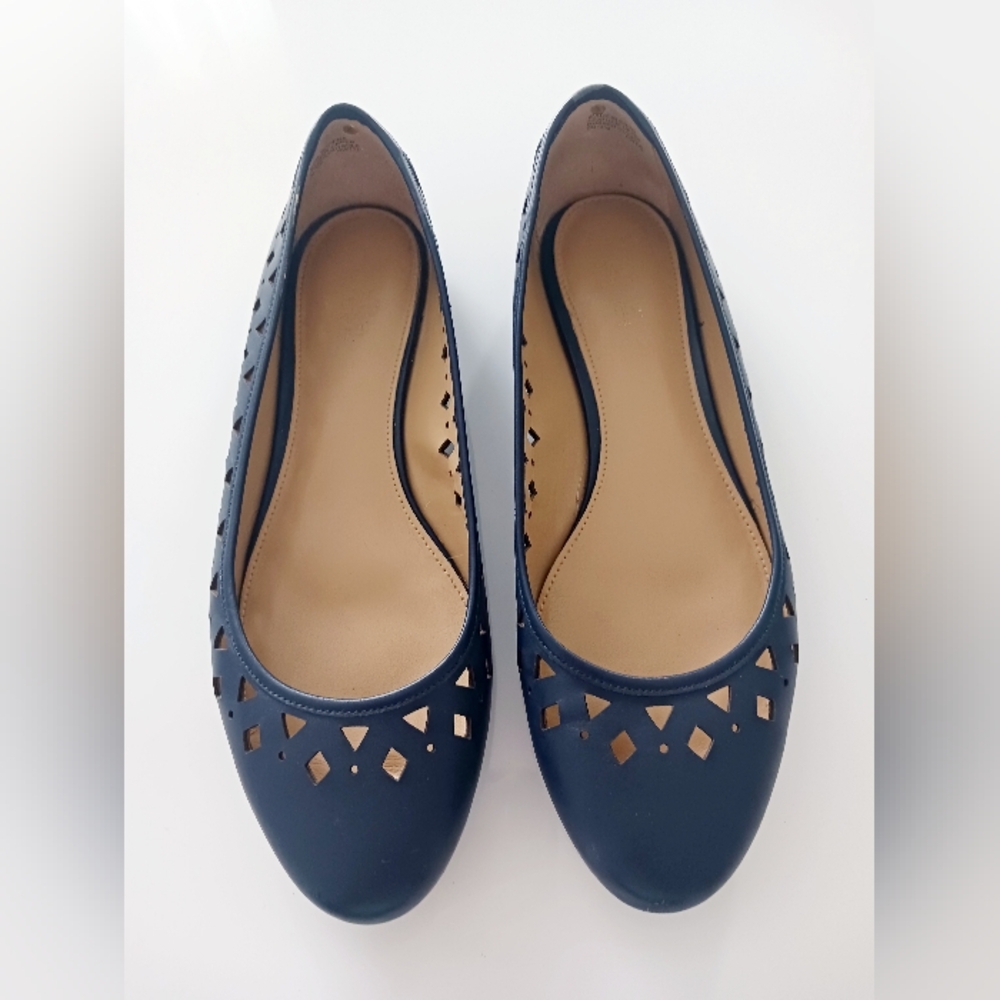 Michael Kors dark blue leather flats. Size 7. EUC